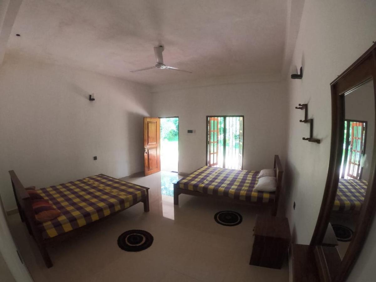 Punkalasa Tourist Lodge อนุราธปุระ ภายนอก รูปภาพ
